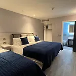 Wellington Temple Bar Hotel Dublin