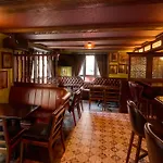 Wellington Temple Bar Hotel 3*